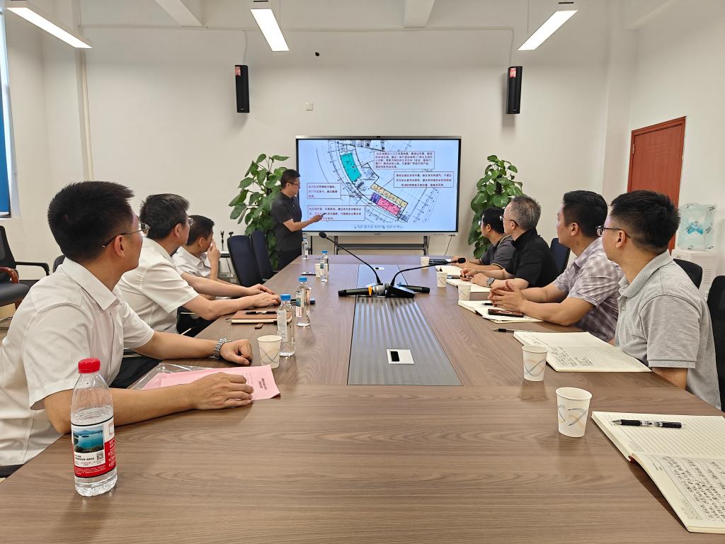 苏晖副校长到taptap点点官方网站调研指导